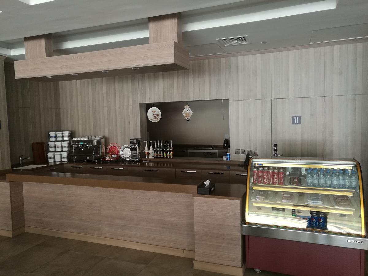 180° Executive - Al Malqa